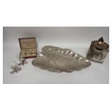 1243	DECORATIVE ACCENT LOT INCLUDING LARGE ALUMNIUM TRAY 20 1/4 IN X 12 1/2 IN. A SILVER PLATE STAND