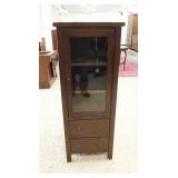 1024	SMALL GLASS DOOR CABINET W/ 2 DRAWERS. 20 IN W, 54 1/4 IN H 