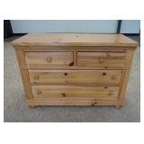 1089	BROYHILL 4 DRAWER PINE CHEST, 44 1/4 IN WIDE X 33 IN HIGH X 18 IN DEEP