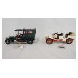 1088	LOT OF TWO FRANKLIN MINT PRECISION 1:24 SCALE MODEL CARS. LOT INCLUDES A 1907 ROLLS-ROYCE SILVE