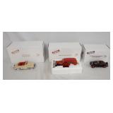 1153	LOT OF THREE DIE CAST 1:24 SCALE CHEVROLET MODELS FROM THE DANBURY MINT. LOT INCLUDES; 1946 SUB