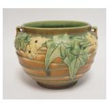 1020	ROSEVILLE LUFFA POT, 7 1/4 IN HIGH