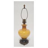 1025	ROSEVILLE YELLOW LAMP, 10 3/4 IN HIGH TO TOP OF POTTERY PORTION