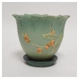1052	ROSEVILLE BUSHBERRY FLOWER POT W/UNDER PLATE, 5 1/2 IN HIGH