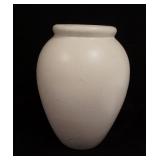 1104	NELSON MCCOY WHITE POTTERY URN, 12 IN HIGH