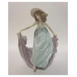 1126	LLADRO FIGURE OF DANCING WOMAN 8 3/4 IN H