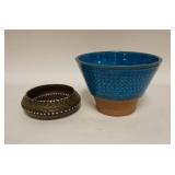 1168	2 PIECE HERMAN KAHLER DENMARK POTTERY, LARGEST PIECE IS 4 1/2 IN H 