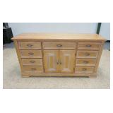1014	WYNWOOD 9 DRAWER 2 DOOR OAK CHEST, 70 IN X 19 IN X 37 IN HIGH