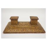 1098	DOUBLE INKWELL W/ EMBOSSED LEATHER COVER, HAS A COAT OF ARMS & RAMPANT LIONS ONE INSET IS MISSI