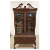 1187	CHIPENDATLE STYLE CHINA CABINET, FINISH WEAR. 40 IN X 21 IN X 78 IN HIGH