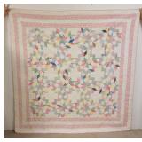 1118	ANTIQUE HAND SEWN QUILT, 76 IN X 78 IN