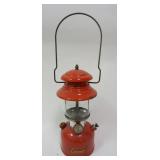 1066	COLEMAN LANTERN MODEL 200A, 13 IN HIGH