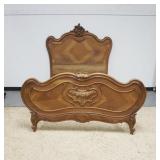 1114	CARVED VICTORIAN BED W/LEAF & FLOWER CARVING, 65 IN WIDE X 80 IN LONG X 63 1/2 IN HIGH