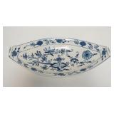 1103	MEISSEN ONION TRAY, NO SCRATCHES THROUGH THE MARK, 13 1/4 IN X 6 1/2 IN