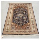 1049	ORIENTAL AREA RUG, 4 FT 2 IN X 5 FT 9 IN