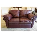 1222	LA Z BOY BURGANDY LEATHER LOVESEAT *SIGNATURE LEATHER* 62 IN W, 38 IN H 