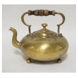 1245	BRASS TEA KETTLE HAS BALL FEET & TURNED WOODEN HANDLE, 7 1/2 IN H 