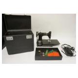 1253	SINGER FEATHERWIEGHT SEWING MACHINE W/ CASE SERIAL NUMBER AG 528767