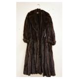 1258	MINK COAT 56 IN L