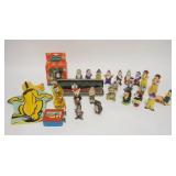 1217	GROUP OF DISNEY TOYS INCLUDING SNOW WHITE & THE SEVEN DWARVES, PLUTO HAND PUPPET ETC