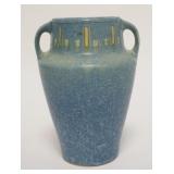 1071	ROSEVILLE WINDSOR 6 1/2 IN VASE