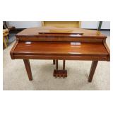 1149	VISCOUNT CONCERTO 500 DIGITAL BABY GRAND PIANO 55 IN W, 36 IN DEEP, 36 IN H 