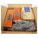 1011	LIONEL TRAIN SET W/2026 ENGINE W/3 CARS & TENDER