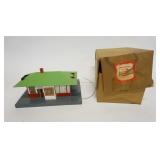 1047	AMERICAN FLYER TRAIN NO 589 PASSENGER & FREIGHT STATION