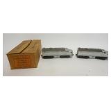 1254	LIONEL O GAUGE #2023 TWIN DIESEL LOCOMOTIVE