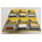 1301	AMERICAN FLYER GILBERT HO GAUGE 6 TRAIN CARS