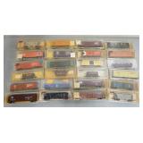 1318	LOT OF MODEL TRAIN CARS INCLUDES ATLAS, ROUNDHOUSE & LIFE LIKE