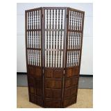 1192	3 PART WOODEN FOLDING SCREEN HAS TURNED SPINDLES AND RAISED PANELS EACH SECTION IS 17 IN W & 85