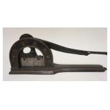 1108	GRISWOLD *STAR* CHOPPER #2494, ORIGINAL LITHO, 18 1/2 IN LONG X 7 IN HIGH