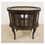 1155	OVAL MAHOGANY DISLAY CABINET W/LIFT TOP TRAY, APPROXIMATELY 28 IN X 19 IN X 30 IN HIGH