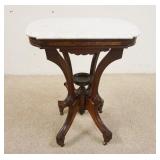 1158	VICTORIAN MARBLE TOP LAMP TABLE W/UNUSUAL URN SHAPED TURNING AT CENTER