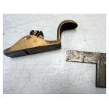 1315	ANTIQUE MINIATURE BRONZE PALM PLANE AND MINIATURE SQUARE