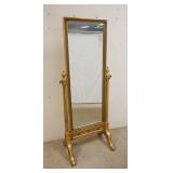1125	GILT CHEVELLE MIRROR, FRAME HAS FLUTED COLUMNS W/URN FINIALS, APPROXIMATELY 26 IN X 65 1/2 IN
