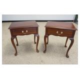1044	PAIR OF HARDEN QUEEN ANNE STYLE NIGHT STANDS, CHERRY, 1 DRAWER, APPROXIMATELY 23 IN X 17 IN X 2