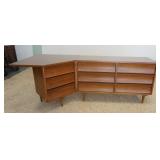 1286	MID CENTURY MODERN TWO PIECE DESK UNIT W/ FORMICA TOP. MID CENTURY FASHION TREND JOHNSON CARPER