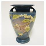 1014	ROSEVILLE BLUE SNOWBERRY VASE, APPROXIMATELY 8 1/4 IN HIGH