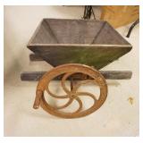 1117	PRIMITIVE SHELLING MACHINE