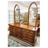 1249	THOMASVILLE TRIPLE DRESSER WITH MIRRORS AND STOP CHAMFORD REEDED SIDES, APPROXIMATELY 72 IN X 2