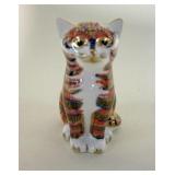 1039	ROYAL CROWN DERBY ENGLISH BONE CHINA CAT FIGURINE, APPROXIMATELY 3 1/4 IN H