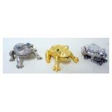 1067	LOT OF 3 MINIATURE PILL/SACCHARINE BOXES IN THE SHAPE OF FROGS