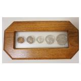 1114	1935 US COIN SET INCLUDING PENNY, BUFFALO NICKEL, MERCURY HEAD DIME, QUARTER & WALKING LIBERTY 