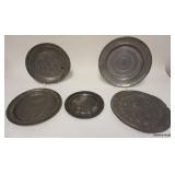 1131	LOT OF 5 ANTIQUE PEWTER PLATES, LARGEST IS APPROXIMATELY 13 IN