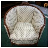 1217	UPHOLSTERED BARREL BACK ARM CHAIR