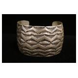 1221	STERLING SILVER CUFF BRACELET, 3.07 OZT