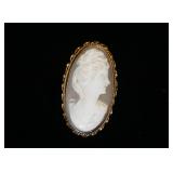 1230	14KT YELLOW GOLD CAMEO RING, 4.2 DWT OVERALL, SIZE APPROXIMATELY 5 1/4