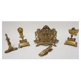1079	LOT OF ASSORTED BRASS DESK ITEMS INCLUDING LETTER HOLDERS
